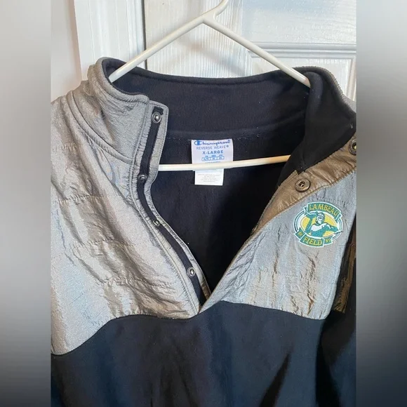 Champion Men’s Green Bay Packers Lambeau Field XL Quarter Button Pullover - Picture 2 of 4